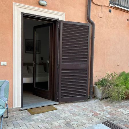 Mini Appartamento Strategico A Roma Monteverde Bagian luar foto