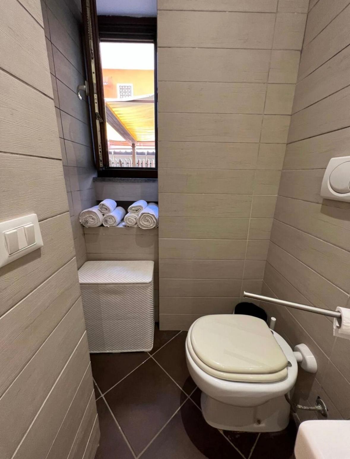 Mini Appartamento Strategico A Roma Monteverde Bagian luar foto